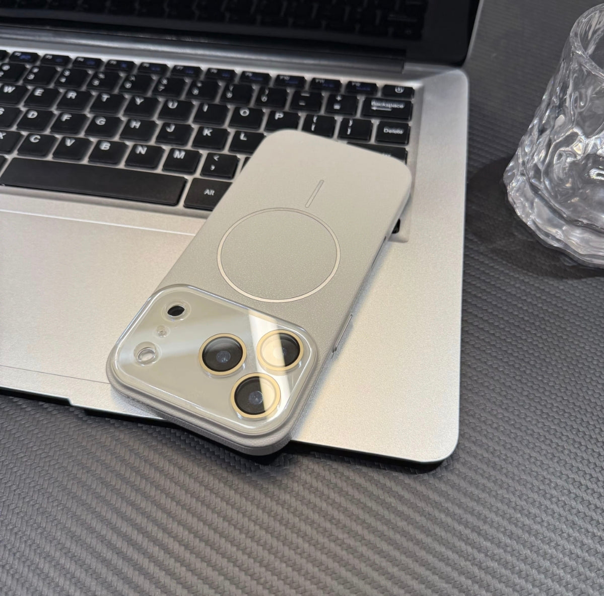 🔖Early Christmas Sale: 50% Off🔥Premium Wireless Charging Leather-Textured iPhone Case